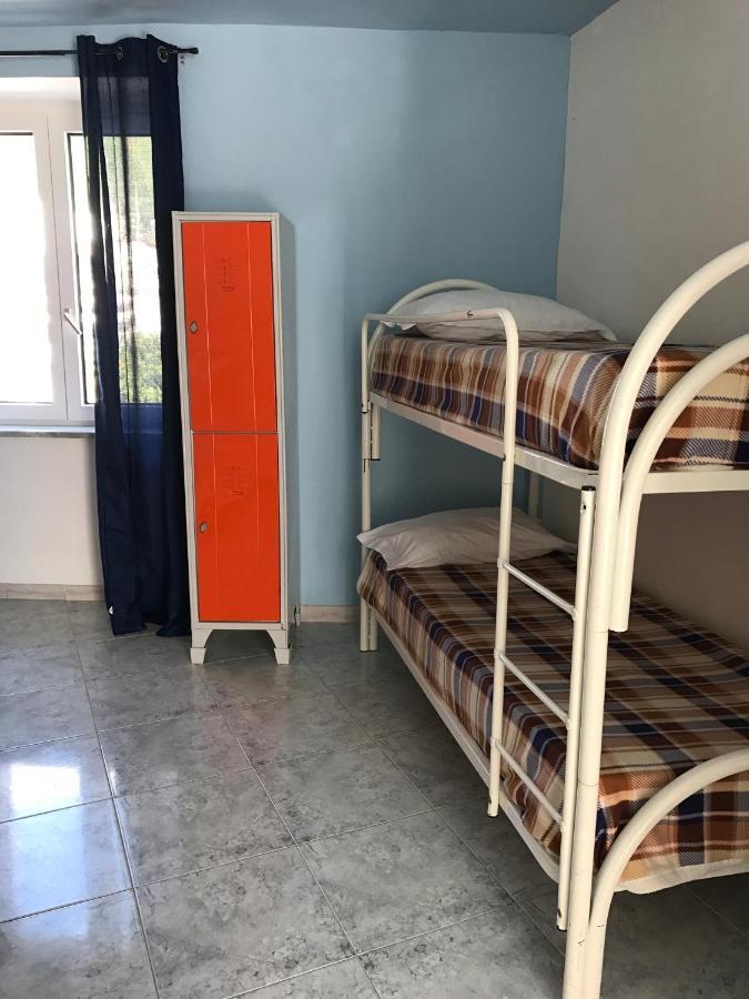 Ring Hostel Forio  Bagian luar foto